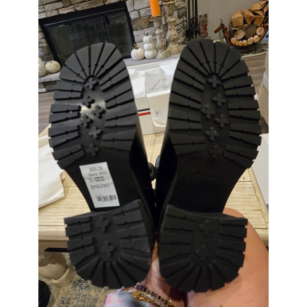 Moncler Hevea Chelsea Boots Black Leather Slip On Size EU 38 Ankle NIB 990 MSRP - Picture 4 of 11